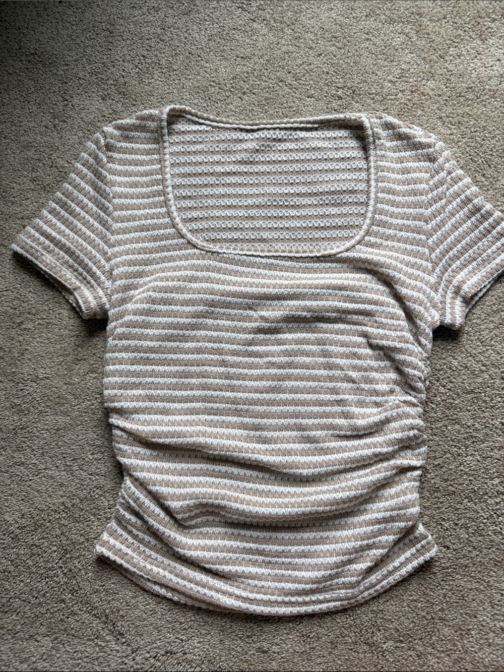 Striped Scoop Neck Short Sleeve Top in Beige and White